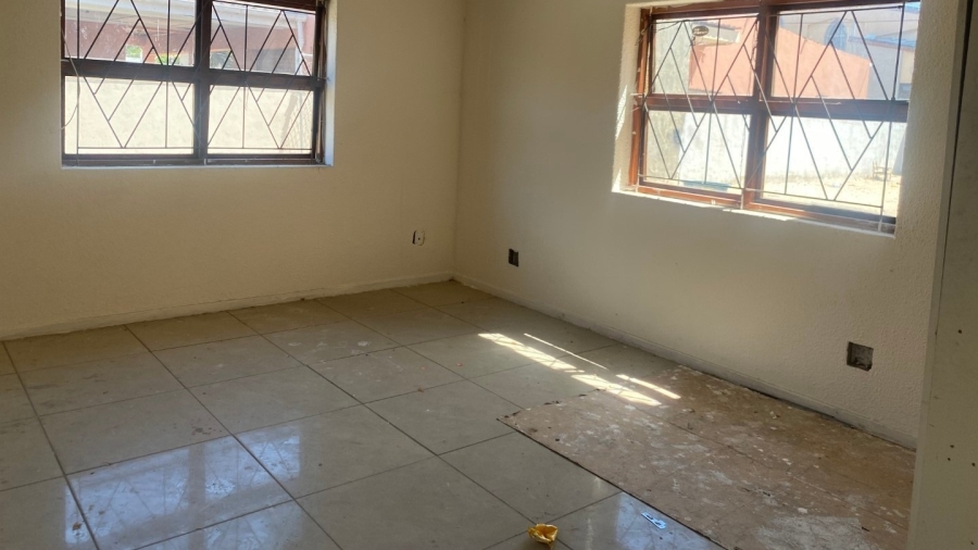 16 Bedroom Property for Sale in Bellville South Western Cape